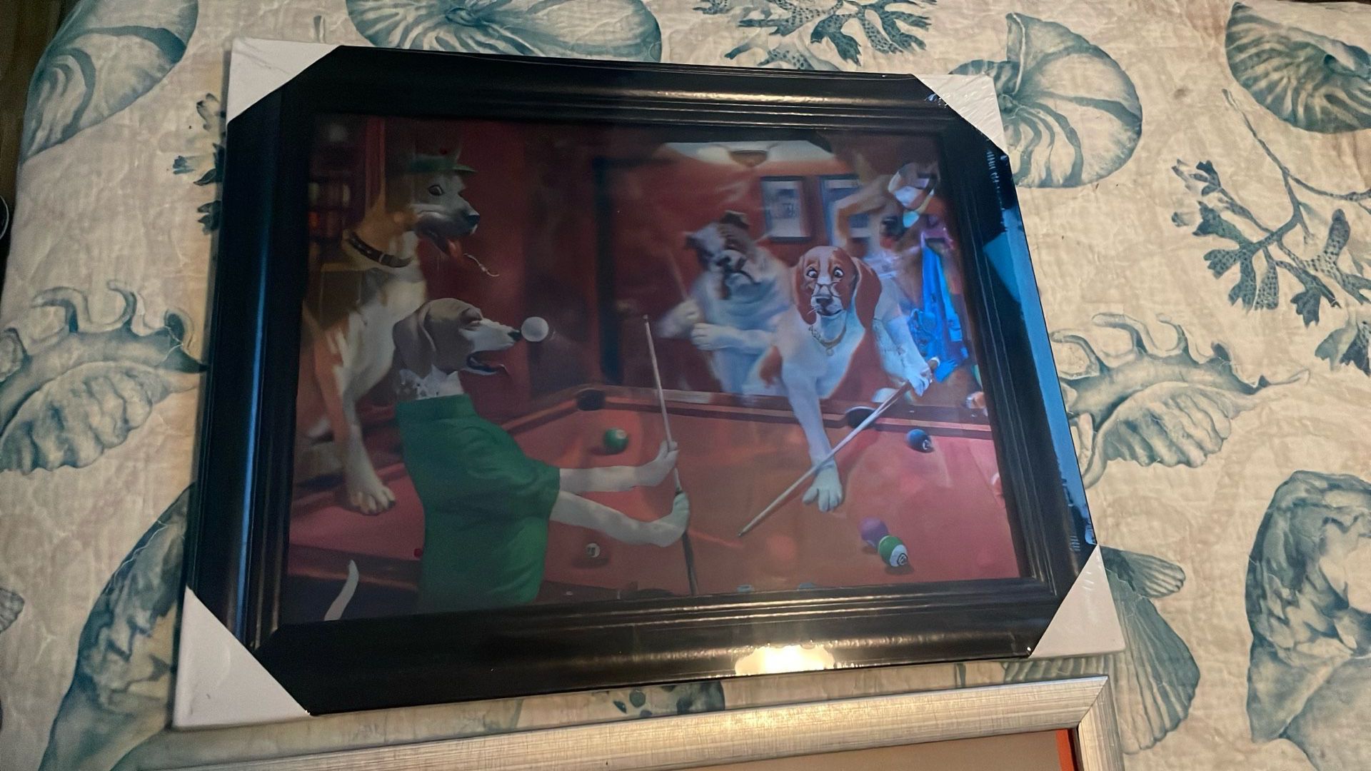 3-D dog picture brand new along with a new frame 11 x 17 with a dog picture as well