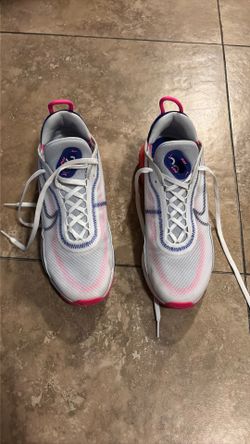 Women’s Nike size 81/2