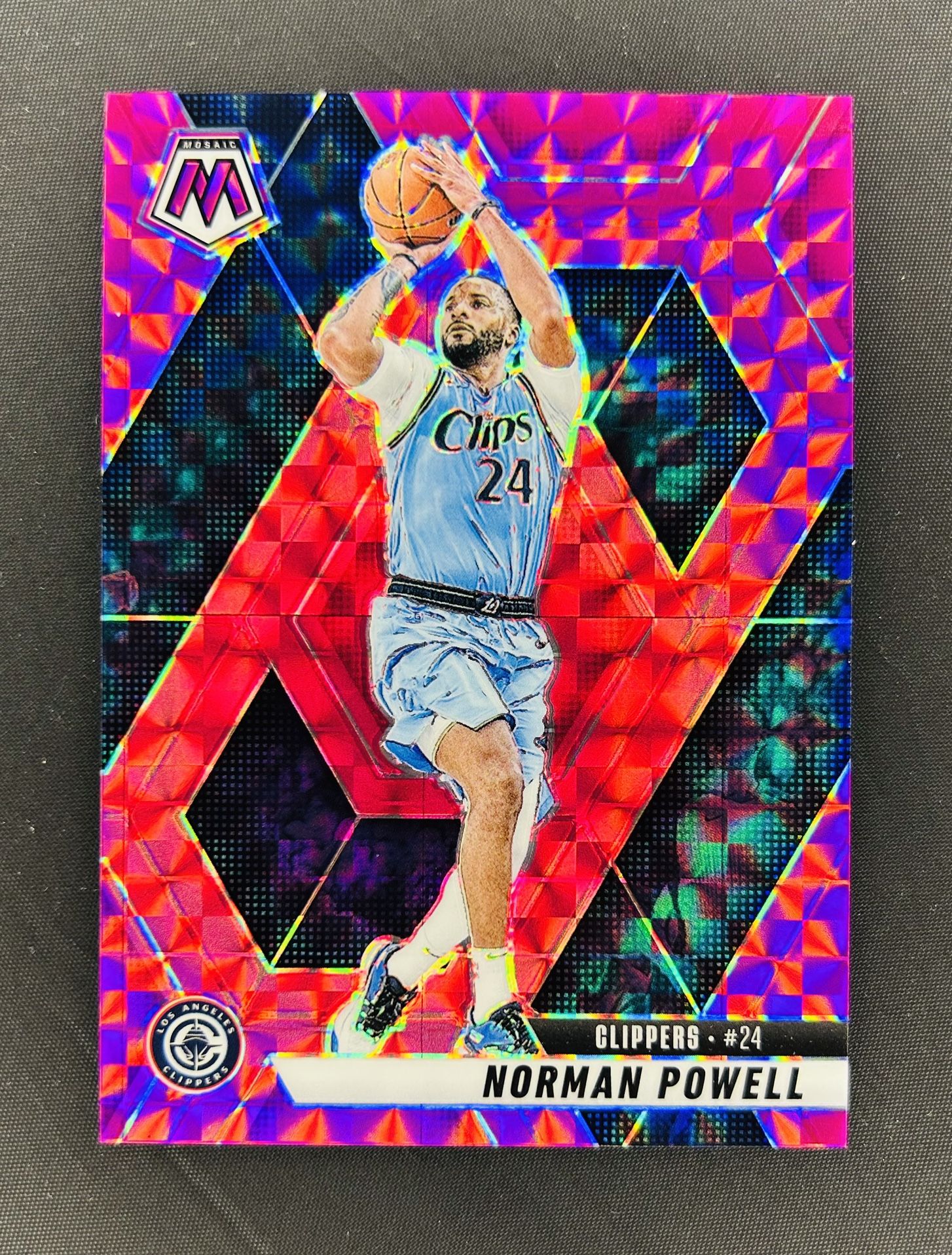 2024-25 Panini Mosaic #147 Norman Powell Pink Mosaic Holo #/175 LA Clippers