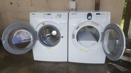 Washer and dryer Samsung delivery installation and part guarantee $650
