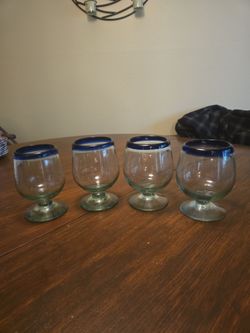 Set of 4 Blue Rim Stemmed Glasses