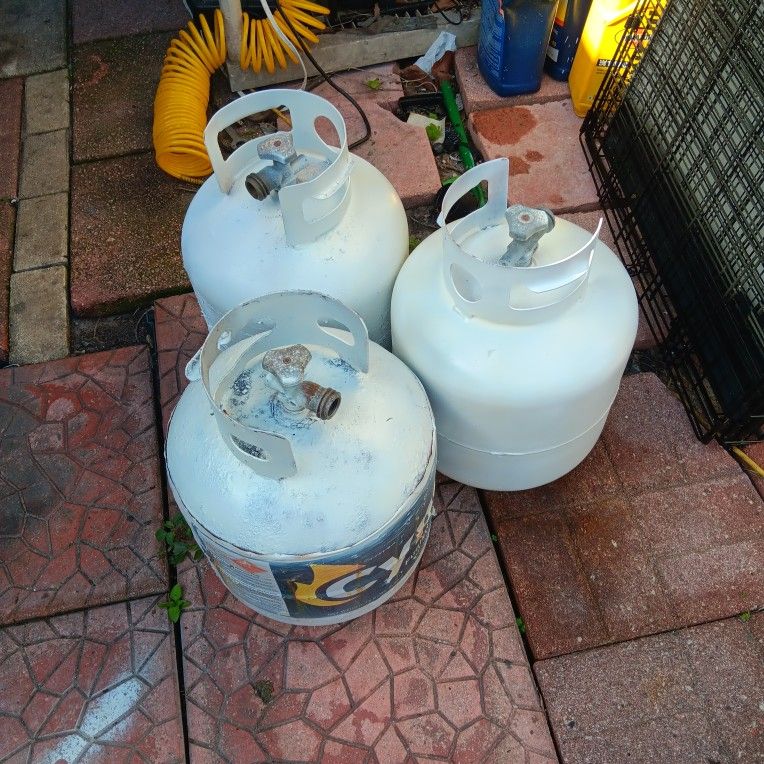 17 Propane Tank $25 Each