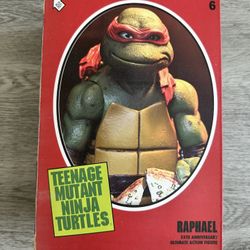 Teenage mutant ninja turtles Raphael 35th anniversary ultimate action figure 