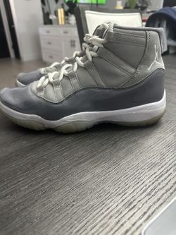 Jordan Retro Cool Grey 11 Size 9