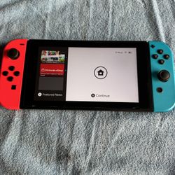 Nintendo Switch 