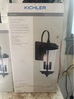 Porch light fixture