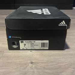 Women’s Softball Cleats