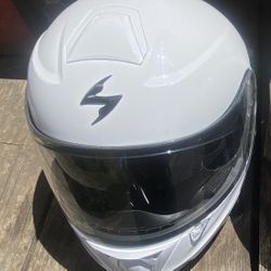 Scorpion EXO Motorcycle Helmet (Large)