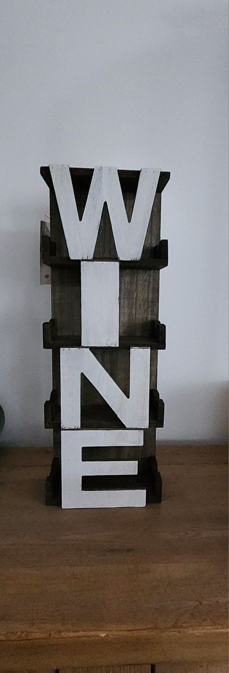 RUSTIC WOODEN WINE RACK