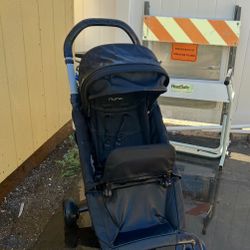 Nuna Travel Stroller 