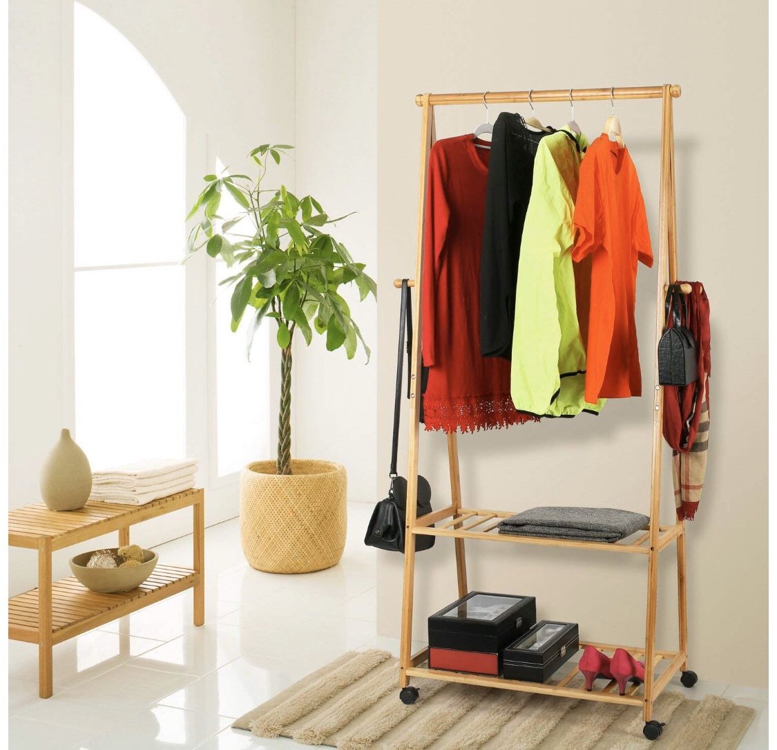 Bamboo Clothes Rack on Wheels Rolling Garment Rack with 2-Tier Storage Shelves and 4 Coat Hooks