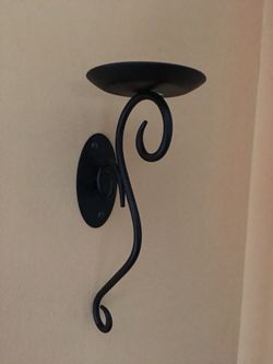 Beautiful Metal Sconces (Set of Two)