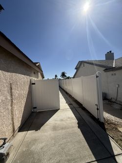 Vinyl Fencing