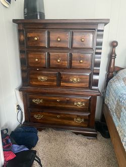 Bedroom set
