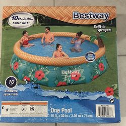 Best Buy 10 Ft Fast Set Pool With Built In Sprayer for Sale in Riverview,  FL - OfferUp