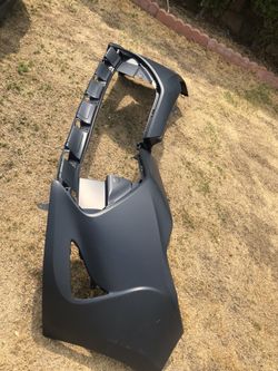 Toyota Corolla LE front bumper 17-18
