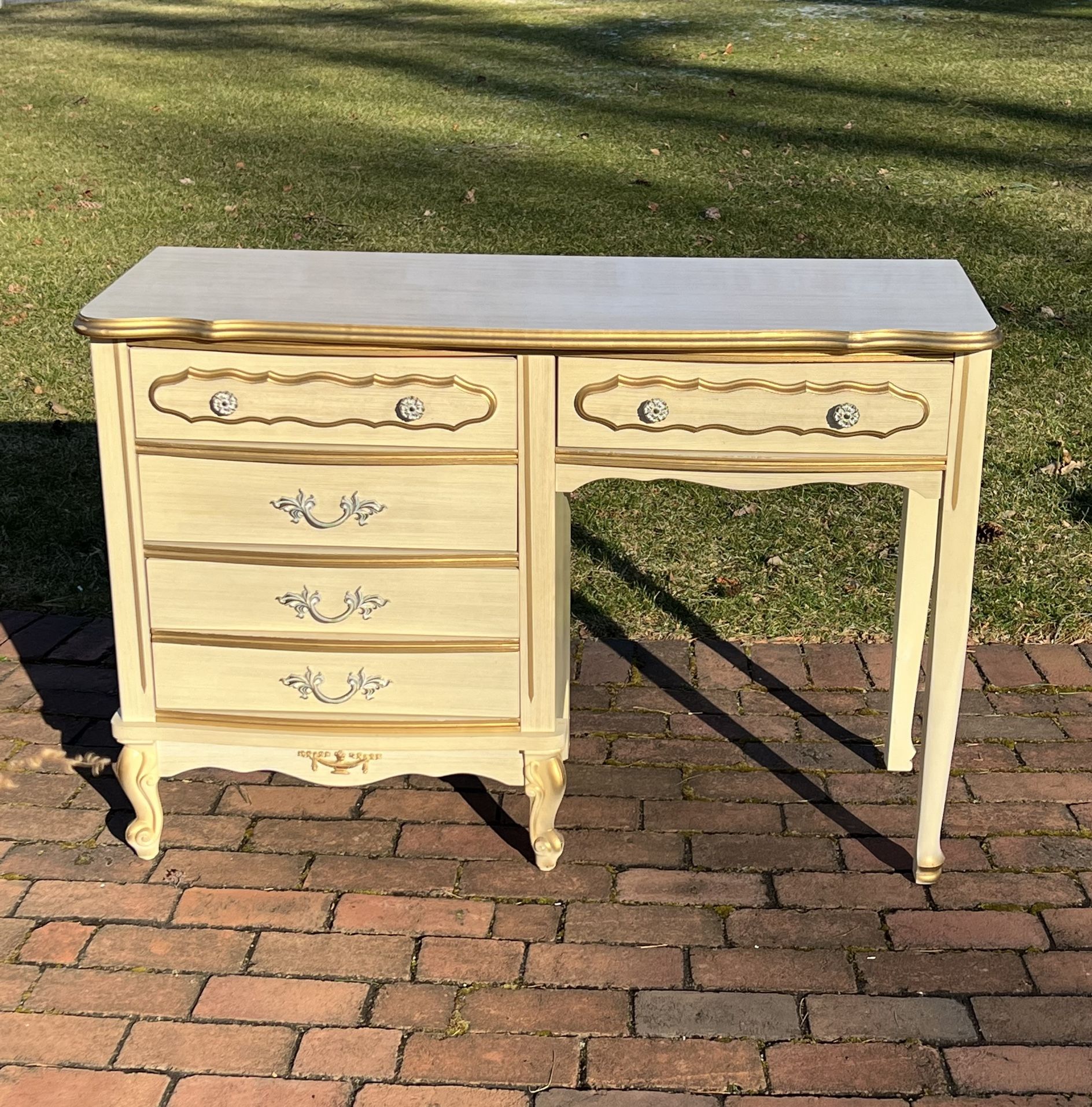 French Provincial Desk / Vanity Table
