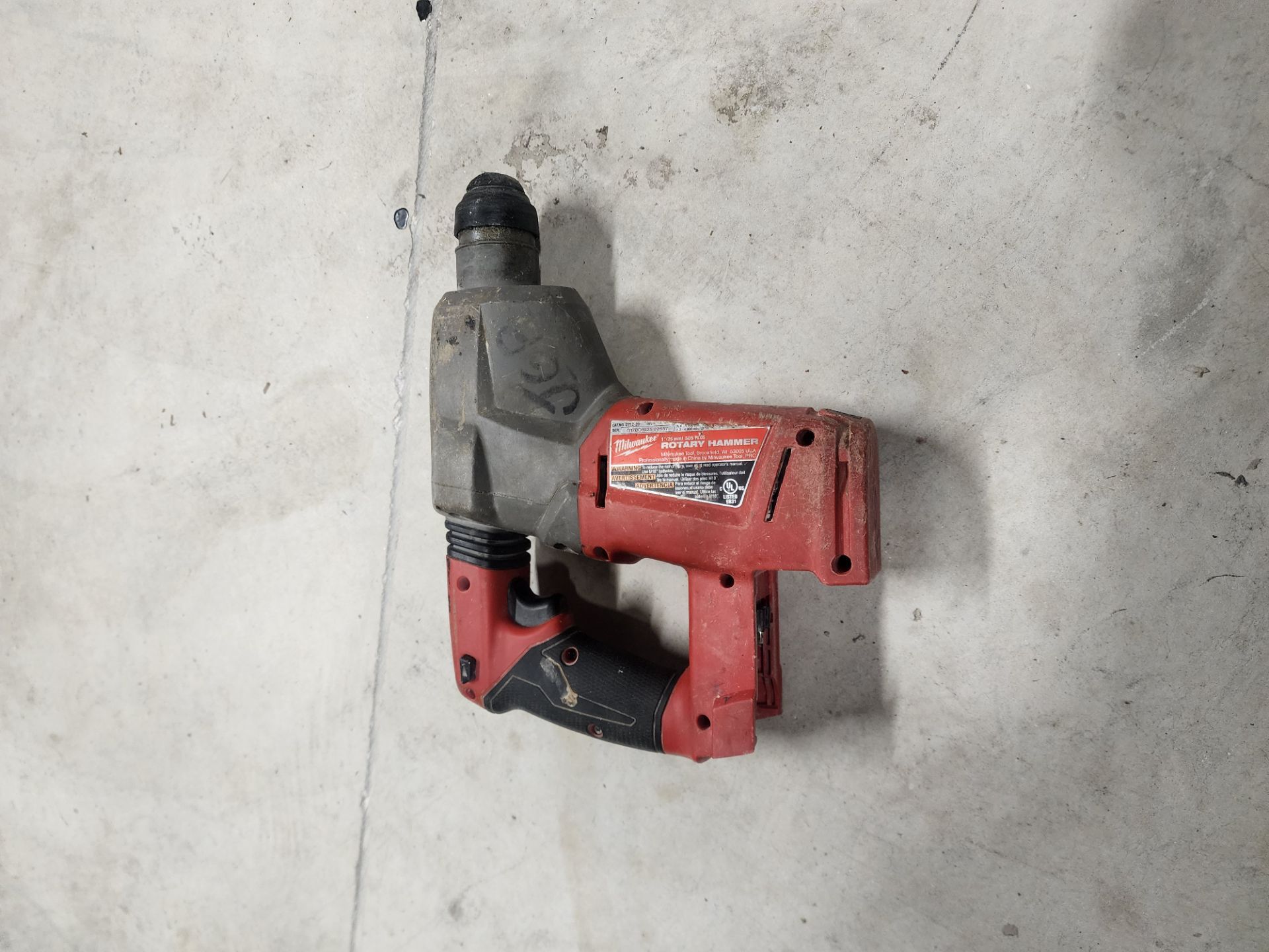 Milwaukee m18 fuel sds plus rotary hammer drill