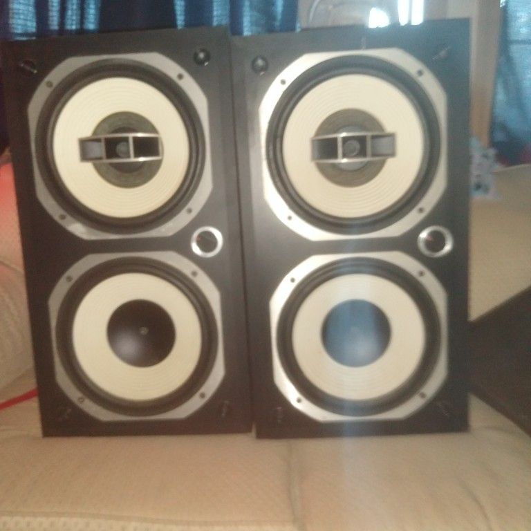 Kenwood Speakers