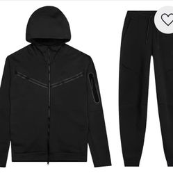 Nike Tech Men’s 2 Pc Set Brand New Large 