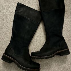 Ecco Nubuck Leather Water Repellent Womens Boots, Size 6