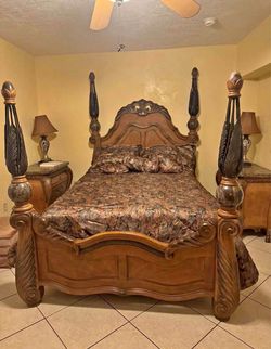 QUEEN size set ( deliver available)