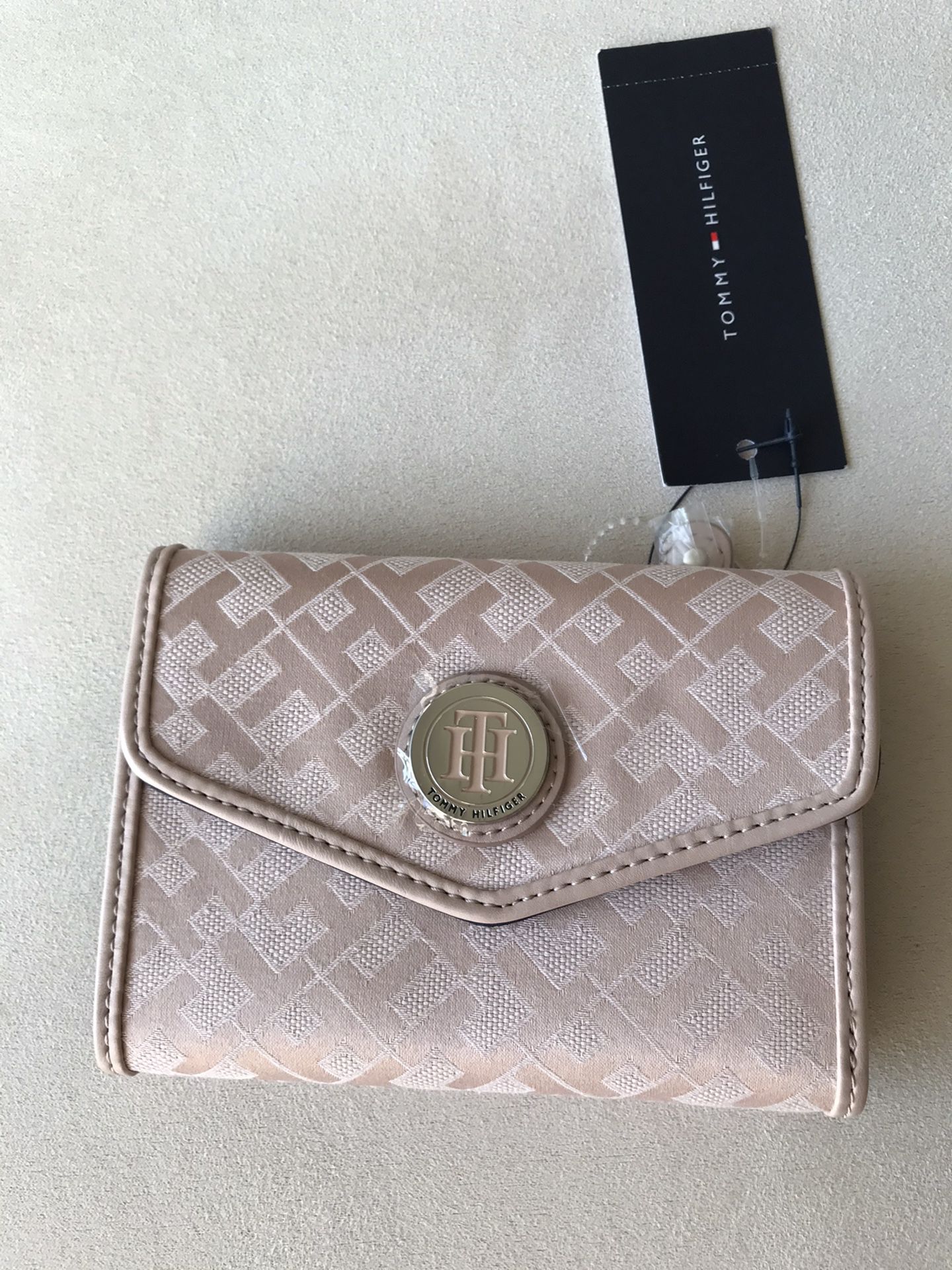 Tommy Hilfiger Pink Wallet NWT
