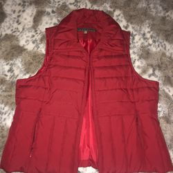 Women’s XL red puffer vest – Kenneth Cole