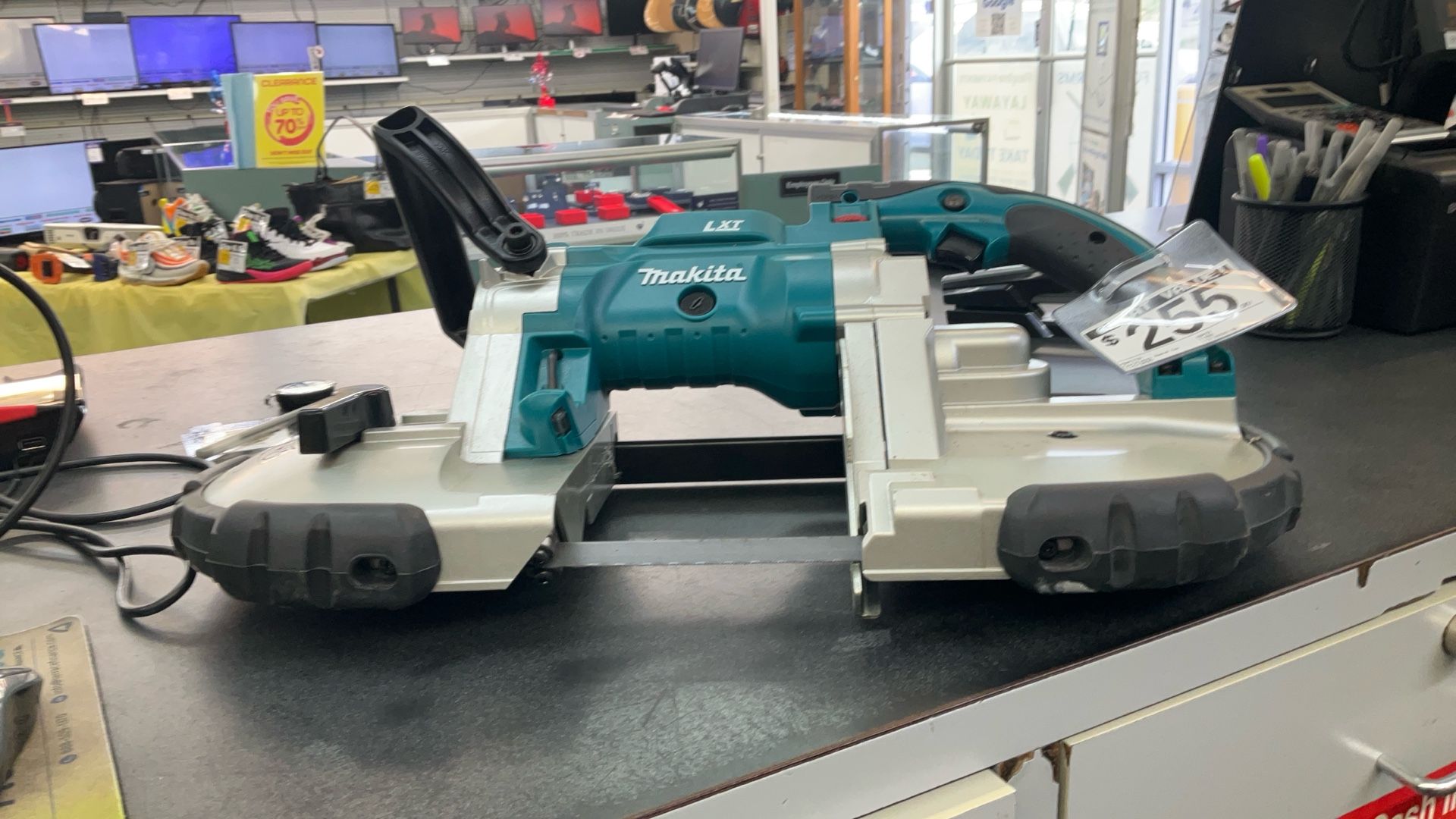 Makita Cordless Bandsaw