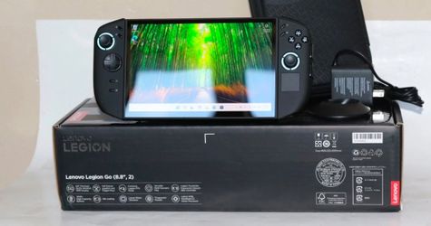 Legion Go 2 - 8.8" 144Hz 2K OLED Gaming Handheld - AMD Ryzen Z2 Extreme - 32GB - 1TB