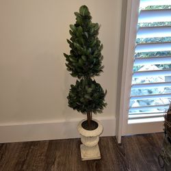 Topiary Home Decor Tree