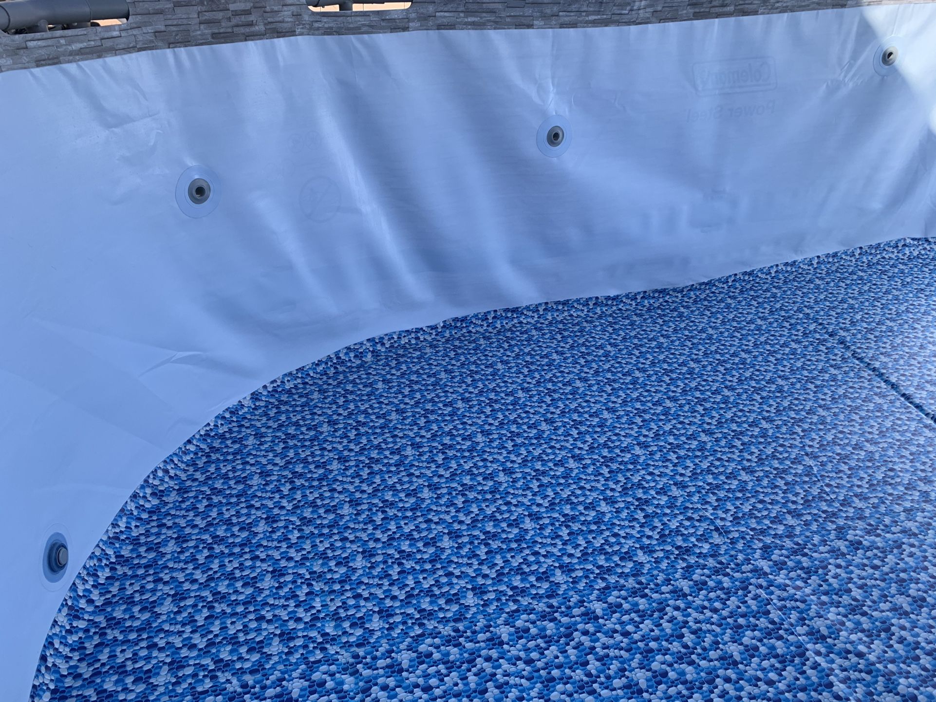 Coleman Above Group Pool Used 16x10x48 for Sale in North Las Vegas, NV