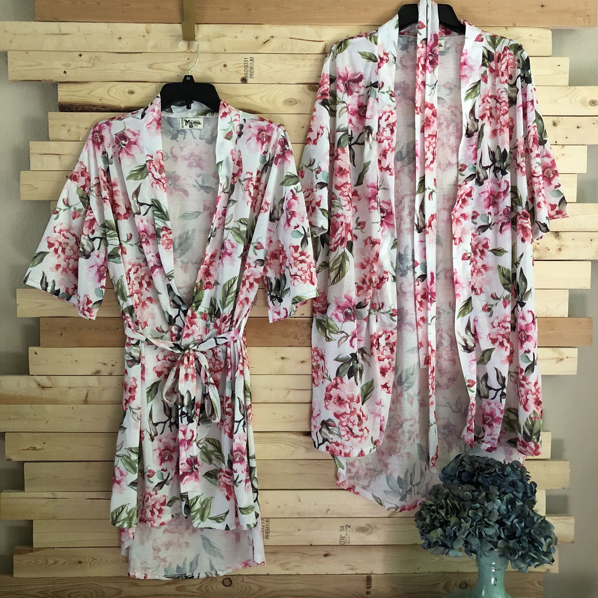 NWOT Show Me Your MUMU Robe