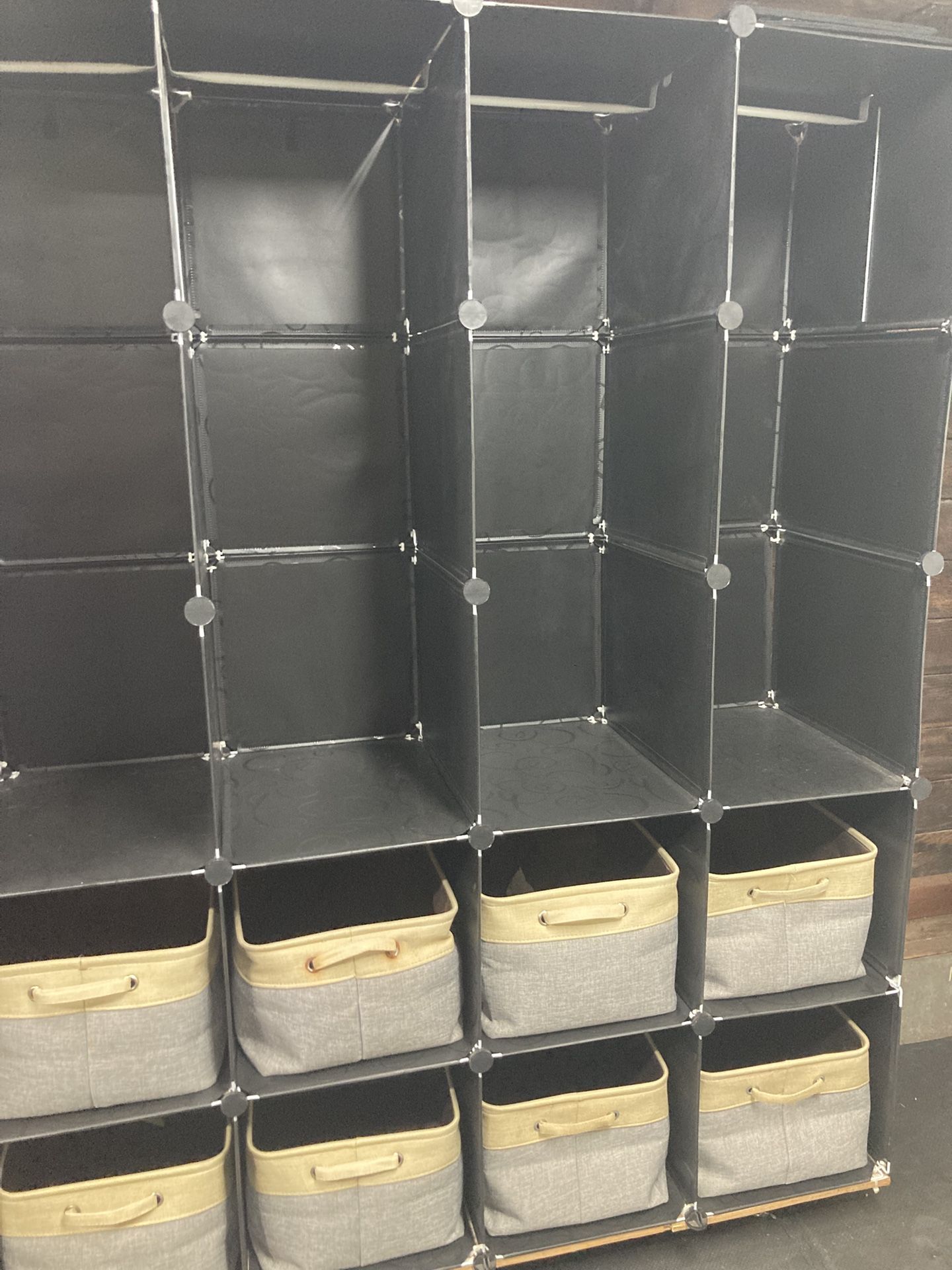 Cube Storage W/Bins
