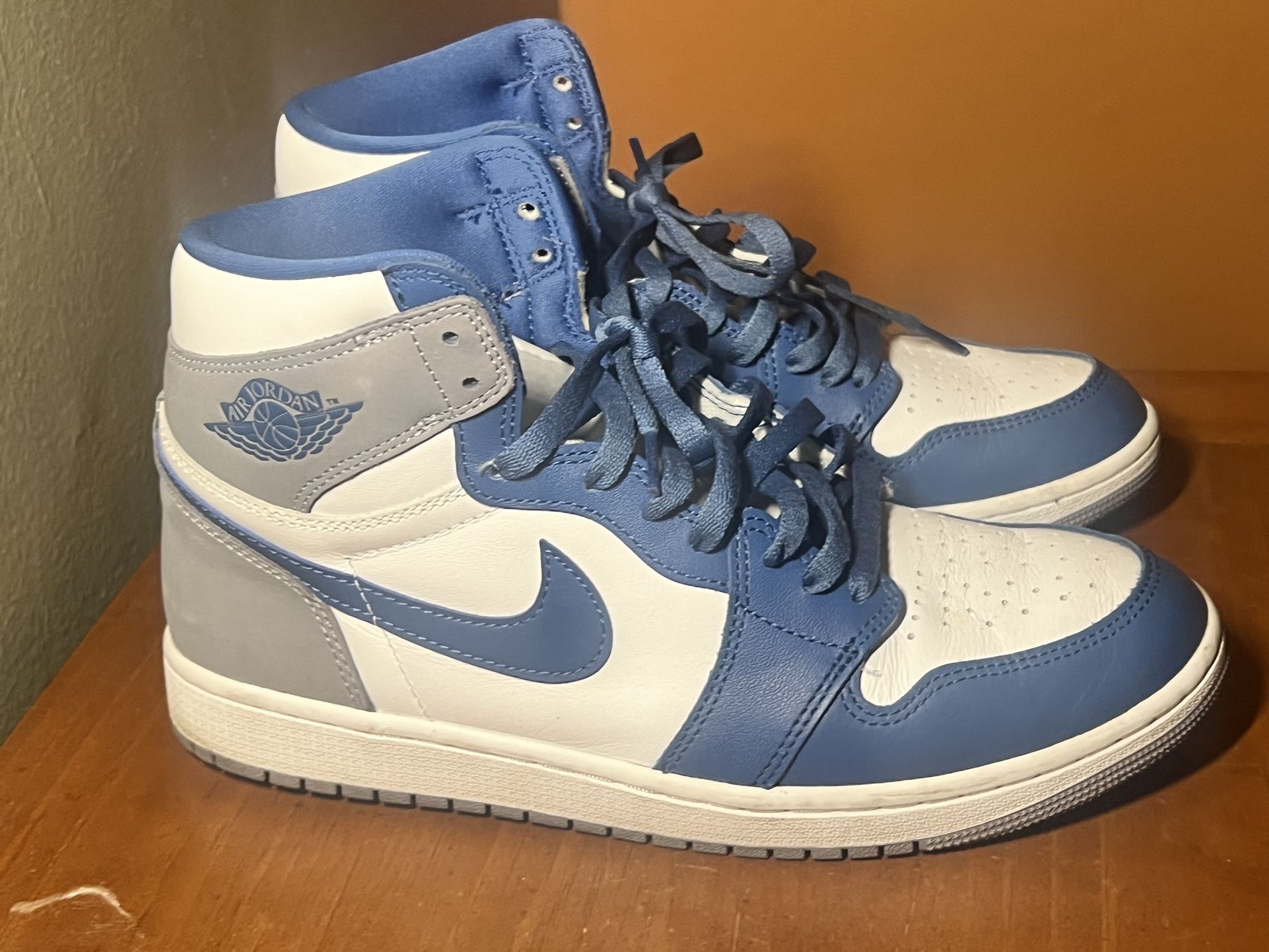 AIR JORDAN 1 RETRO HIGH OG TRUE BLUE PS