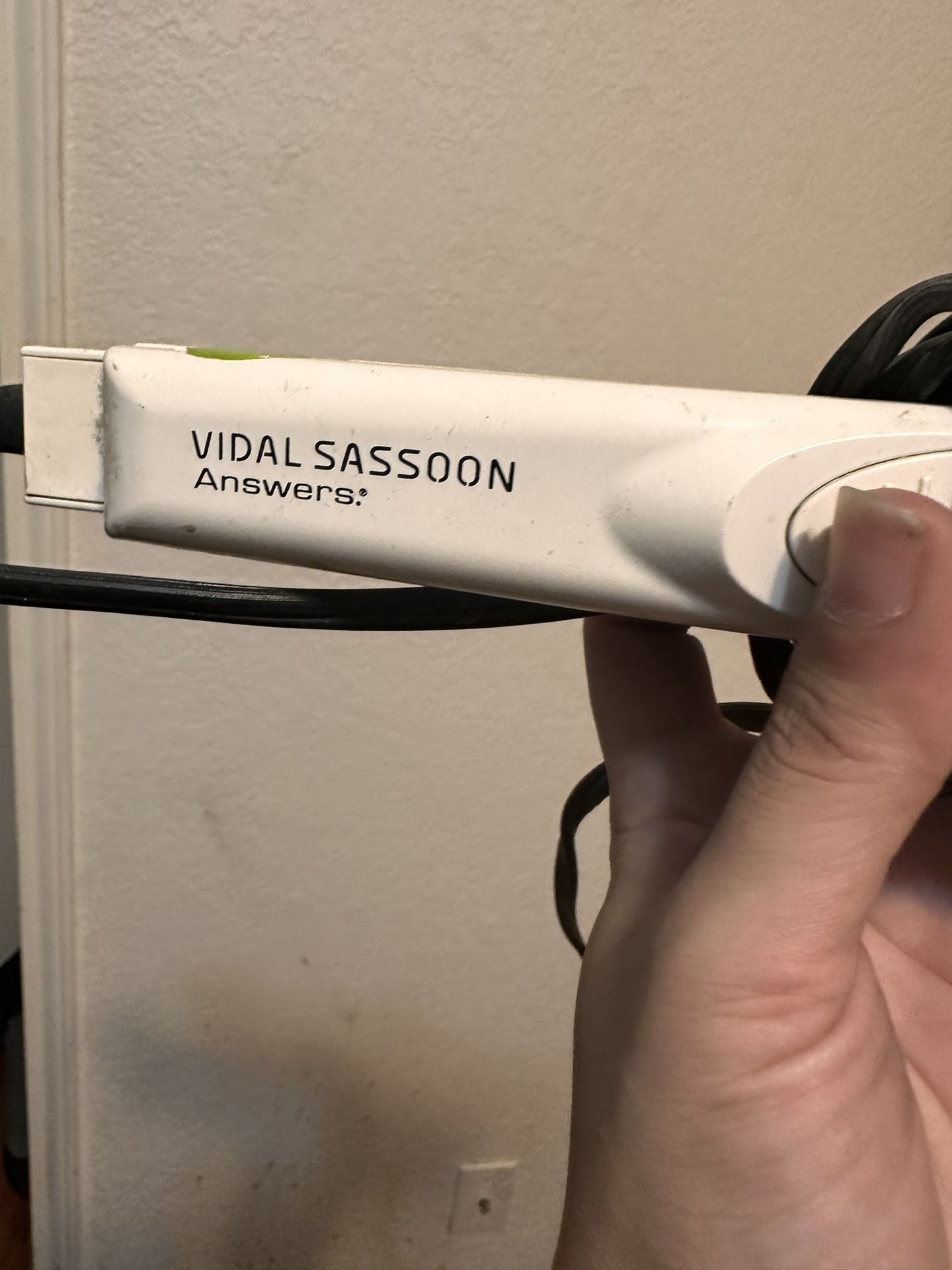 Vidal Sassoon Hair Straightener 