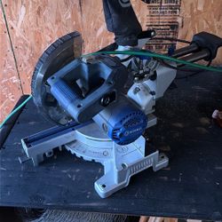 Sliding Compound Miter Saw – Works Great