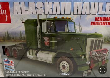 Large lot of sealed collectible model kits.