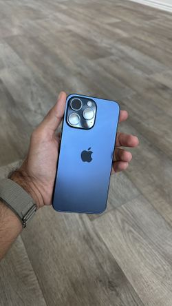 iPhone 15 Pro Max Unlock