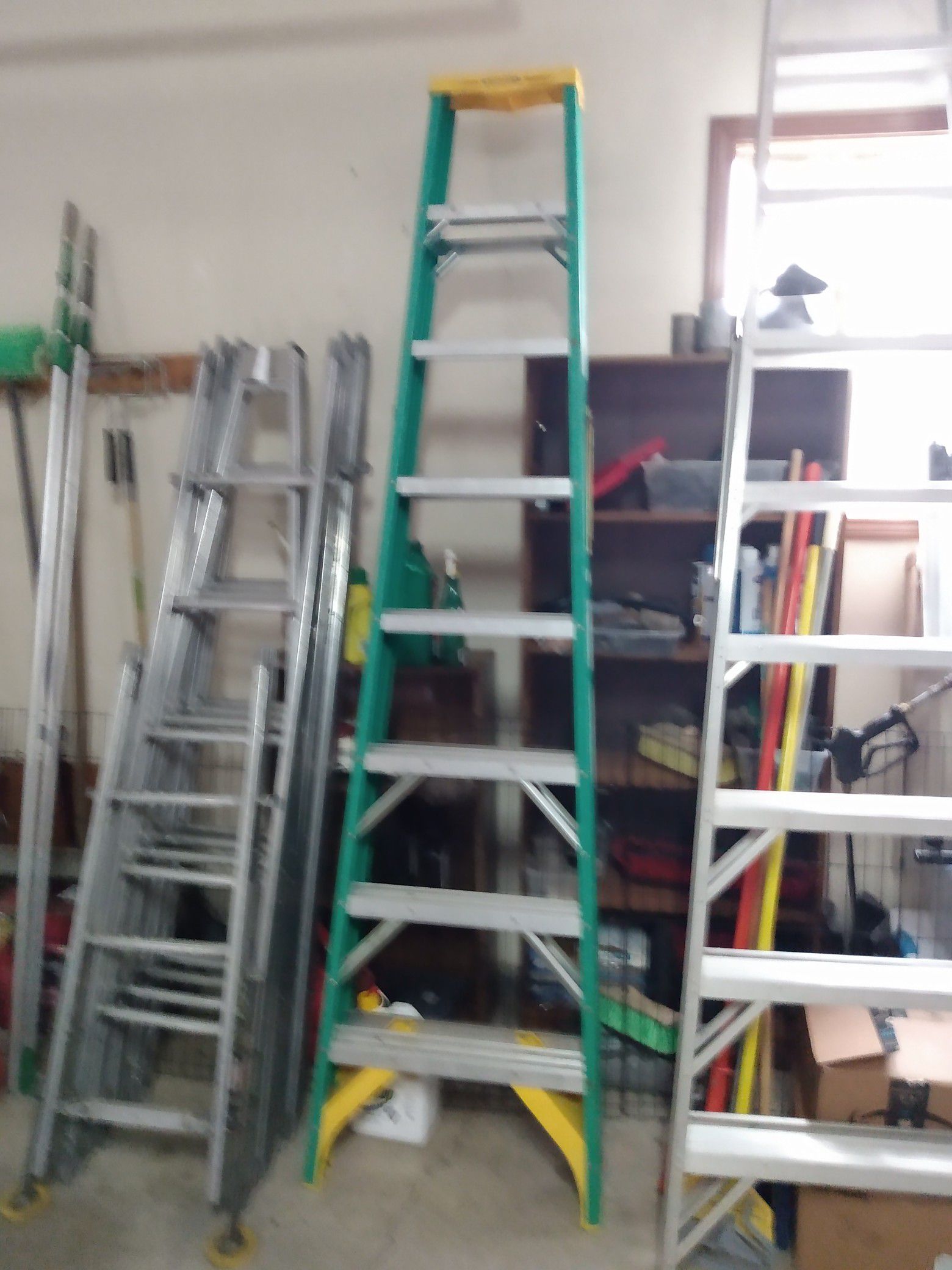 8 ft step ladder