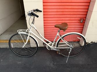 🚴♂️Biria City Cruiser Bike White Step-Through