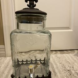 Beverage Server
