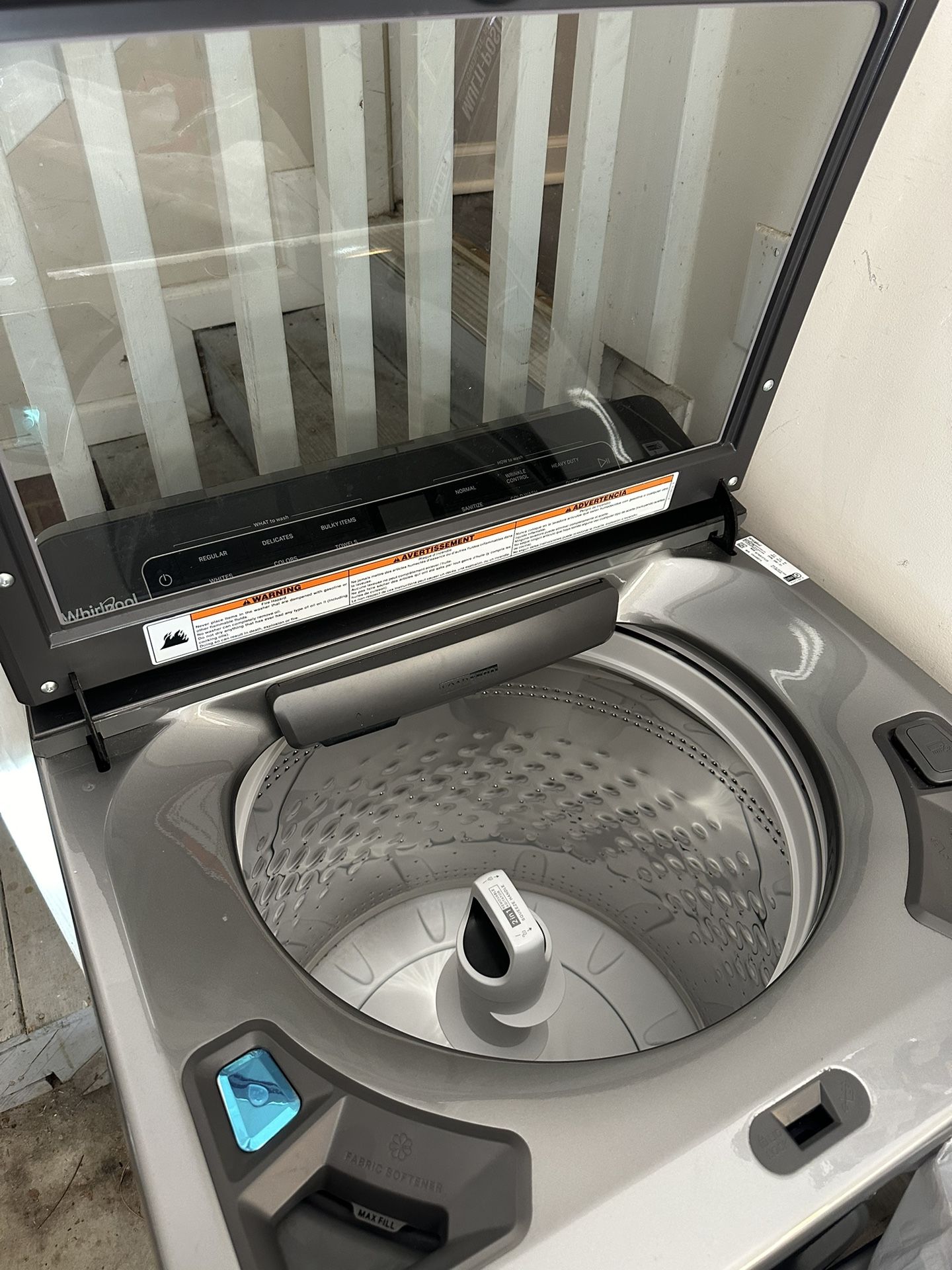 Whirlpool - Top Load Washer with 2 in 1 Removable Agitator - Chrome shadow Model: WTW8127LC SKU: (contact info removed) Quantity: 1