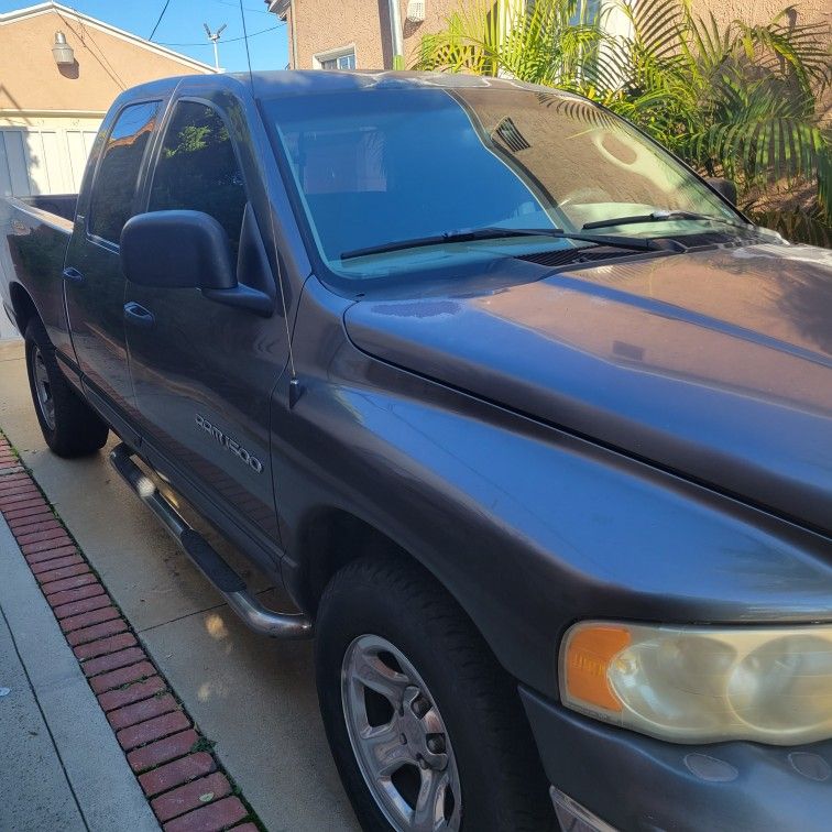 2002 Dodge Ram 1500 for Sale in Santa Fe Springs,