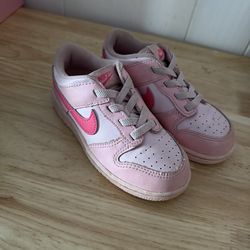 Girls Nike shoes