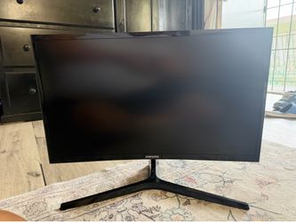 Samsung Curved Monitor 24”