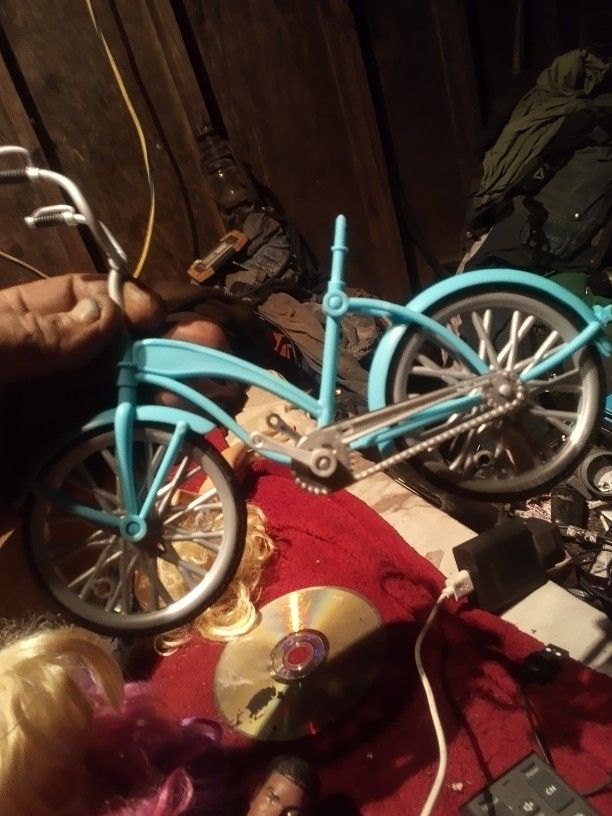 Of 11 Barbie Dolls Good Shape