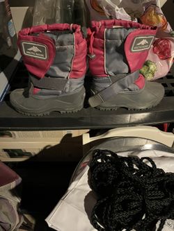 Snow Boots