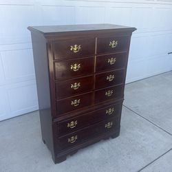 Thomasville Solid Wood Dresser 