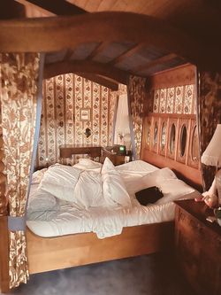 Antique canopy bed